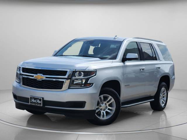 2017 Chevrolet Tahoe LT 4WD photo