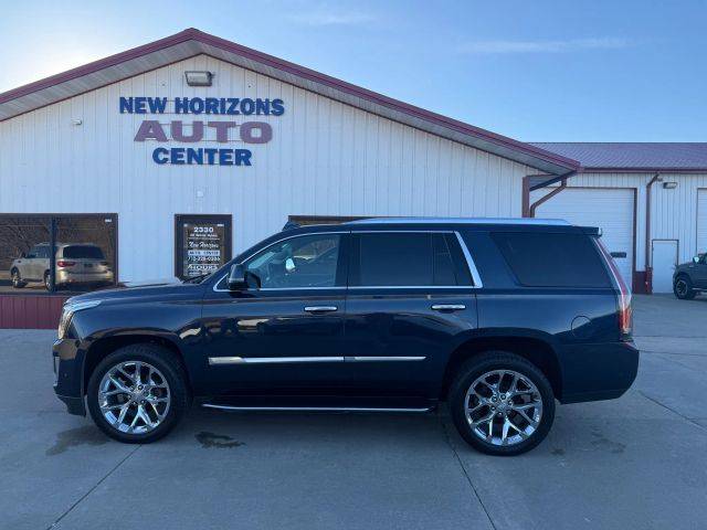 2019 Cadillac Escalade Luxury 4WD photo