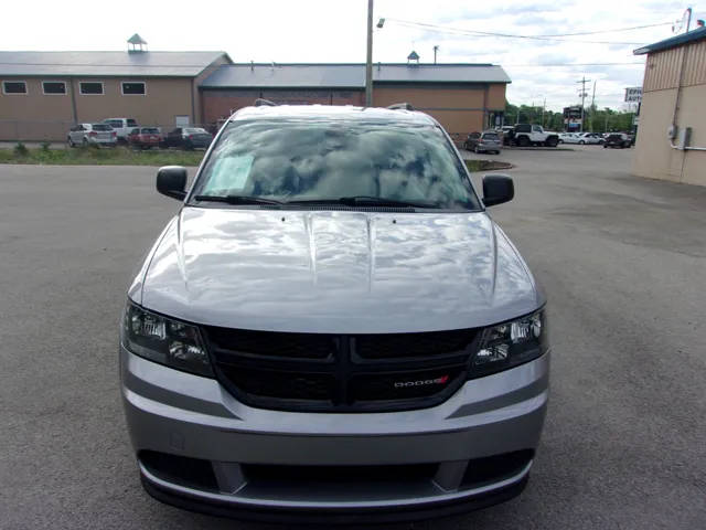 2018 Dodge Journey SE FWD photo