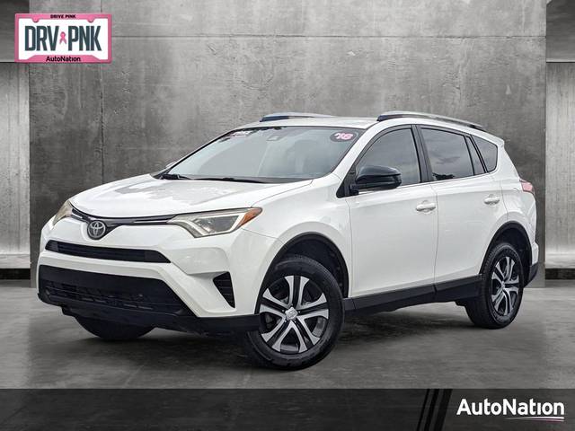 2018 Toyota RAV4 LE FWD photo