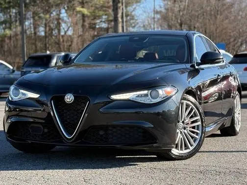 2019 Alfa Romeo Giulia Ti Lusso RWD photo