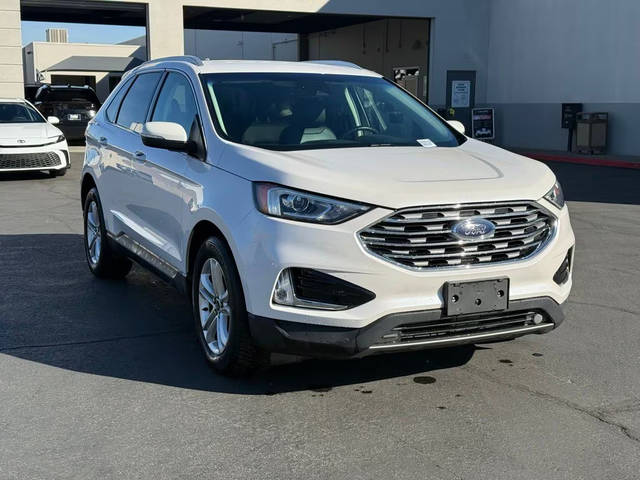 2019 Ford Edge SEL AWD photo