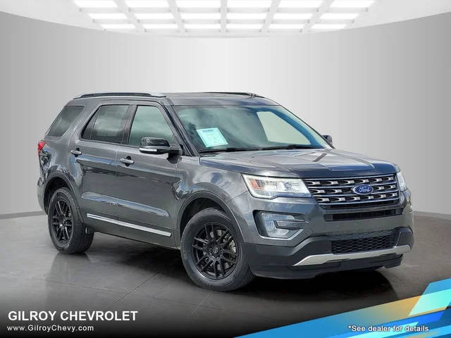 2017 Ford Explorer XLT 4WD photo