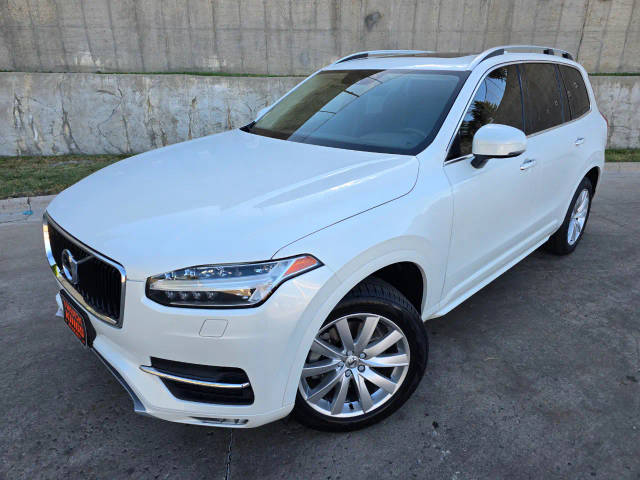 2018 Volvo XC90 Momentum AWD photo