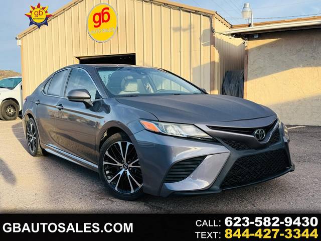 2019 Toyota Camry SE FWD photo