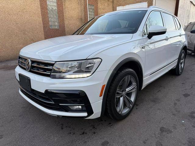 2019 Volkswagen Tiguan SEL R-Line AWD photo