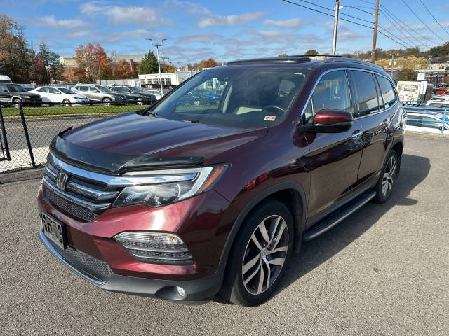 2016 Honda Pilot Touring AWD photo