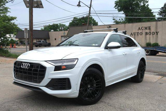 2019 Audi Q8 Premium Plus AWD photo