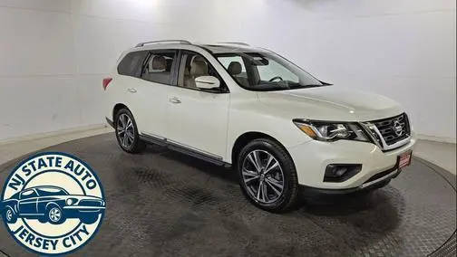 2019 Nissan Pathfinder Platinum 4WD photo