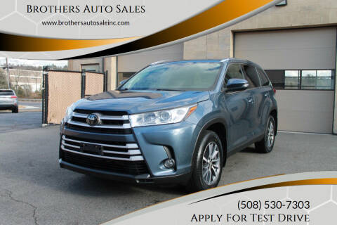 2019 Toyota Highlander XLE AWD photo