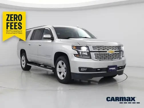 2019 Chevrolet Suburban LT 4WD photo