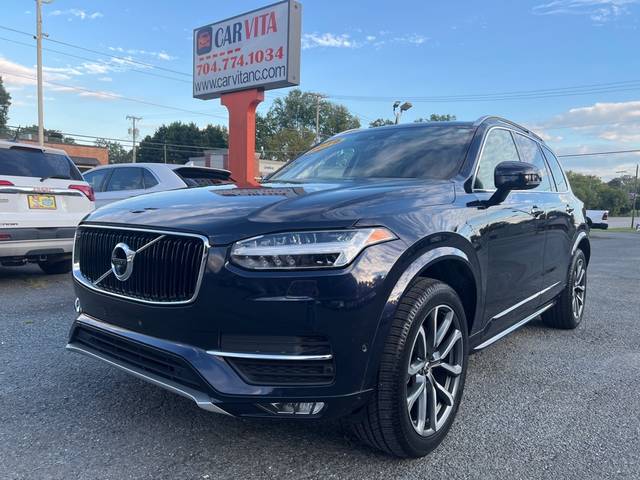 2019 Volvo XC90 Momentum AWD photo