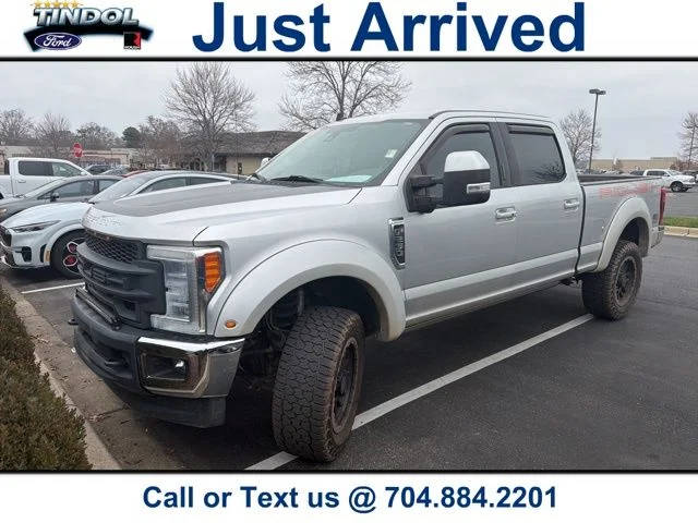 2019 Ford F-250 Super Duty LARIAT 4WD photo