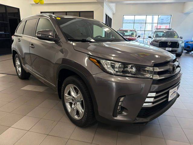 2019 Toyota Highlander Limited AWD photo