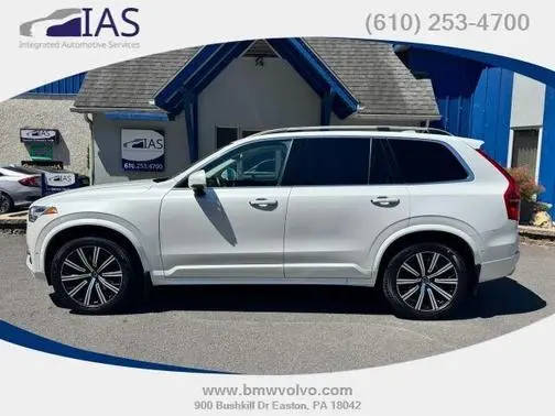 2019 Volvo XC90 Momentum AWD photo