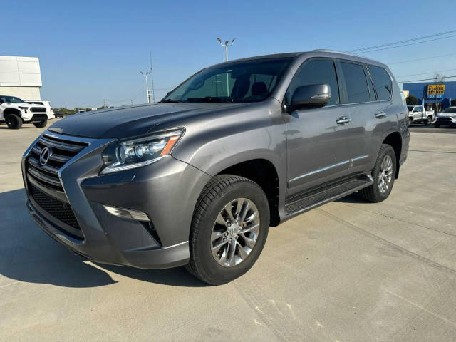 2015 Lexus GX Luxury 4WD photo