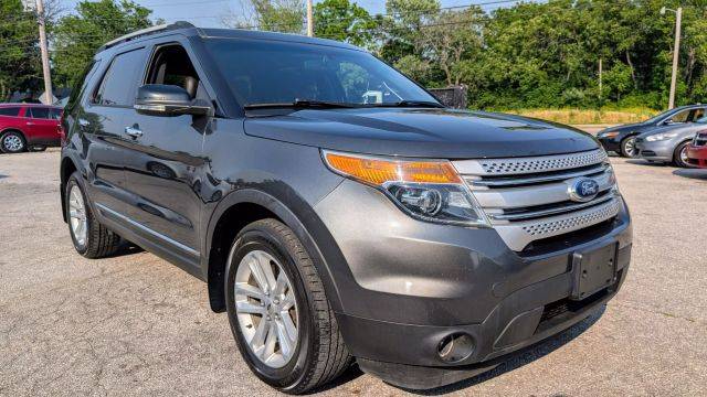 2015 Ford Explorer XLT 4WD photo