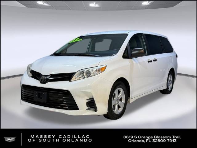 2019 Toyota Sienna L FWD photo