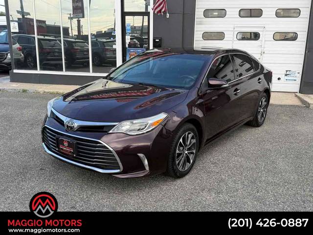 2018 Toyota Avalon XLE FWD photo