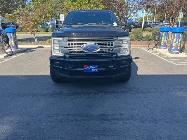 2019 Ford F-350 Super Duty Platinum 4WD photo