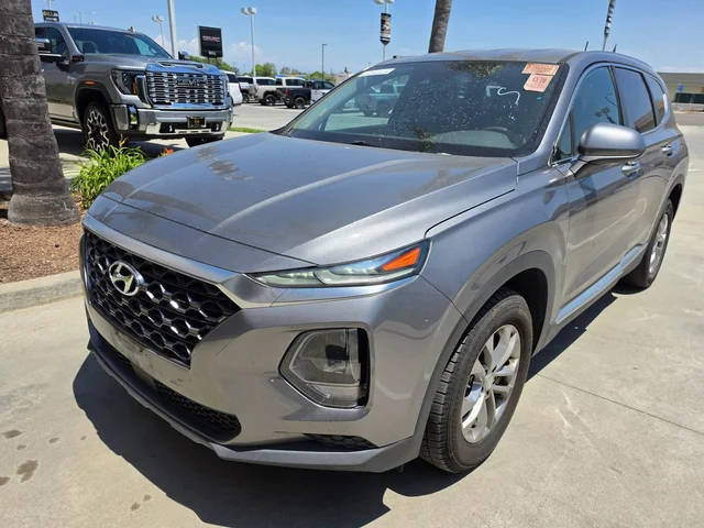 2019 Hyundai Santa Fe SE FWD photo