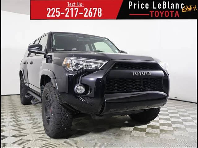 2018 Toyota 4Runner SR5 4WD photo
