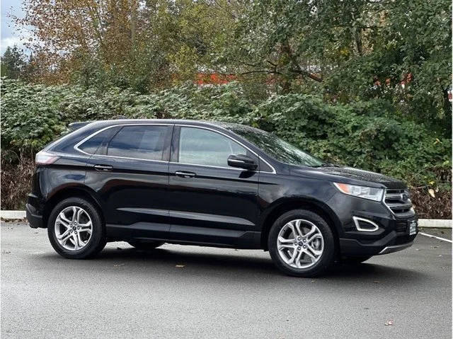 2018 Ford Edge Titanium AWD photo