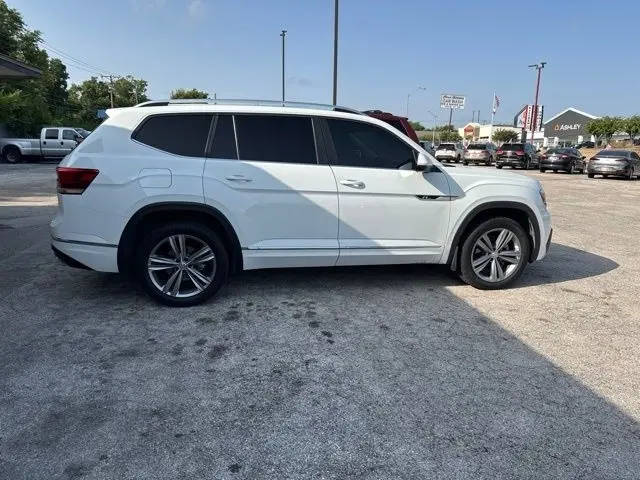 2019 Volkswagen Atlas 3.6L V6 SEL R-Line FWD photo