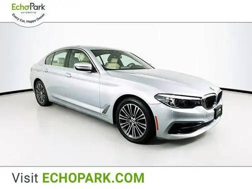 2019 BMW 5 Series 530i RWD photo