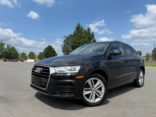 2017 Audi Q3 Premium AWD photo