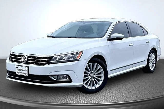 2016 Volkswagen Passat 1.8T SE w/Technology FWD photo