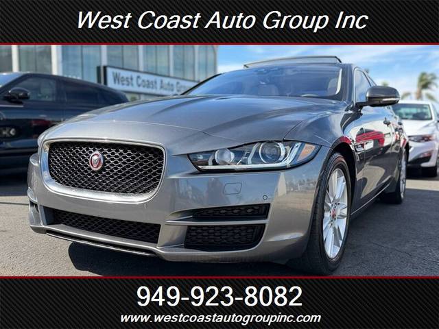 2019 Jaguar XE 20d Premium RWD photo