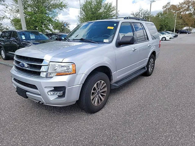 2017 Ford Expedition XLT 4WD photo