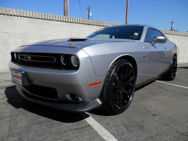 2018 Dodge Challenger R/T RWD photo