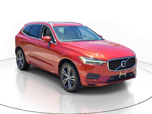 2019 Volvo XC60 Momentum AWD photo