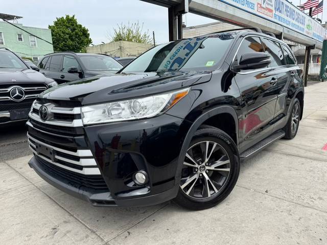 2019 Toyota Highlander LE Plus AWD photo