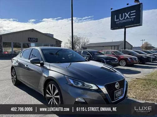 2019 Nissan Altima 2.5 Platinum AWD photo