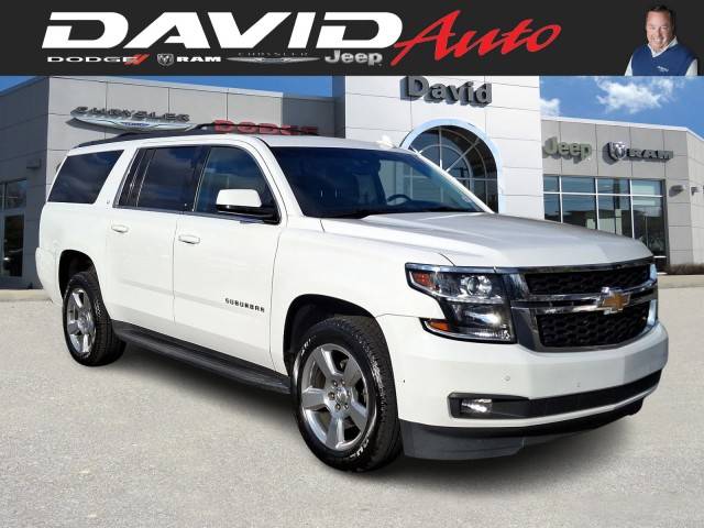 2019 Chevrolet Suburban LT 4WD photo