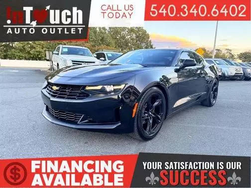 2019 Chevrolet Camaro 1LT RWD photo