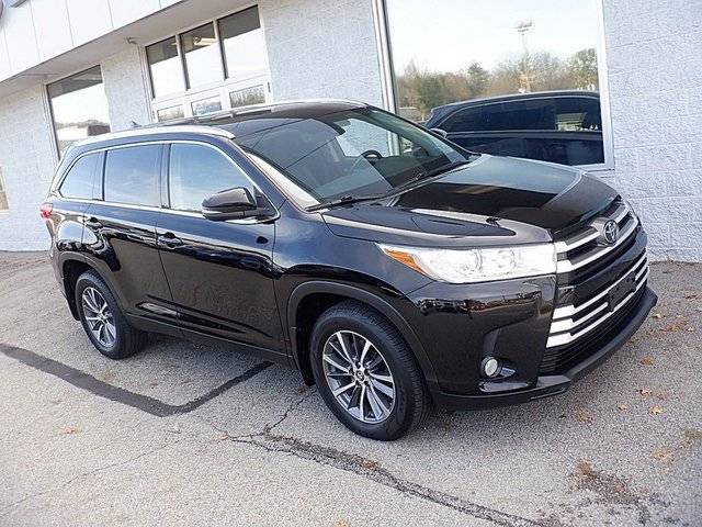 2019 Toyota Highlander XLE AWD photo