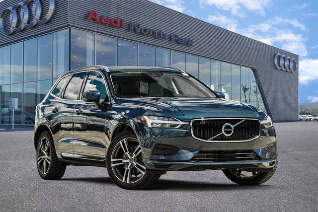 2019 Volvo XC60 Momentum AWD photo