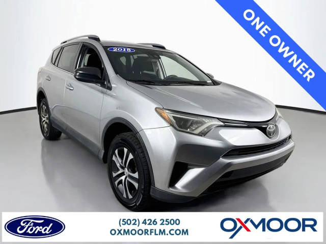 2018 Toyota RAV4 LE FWD photo