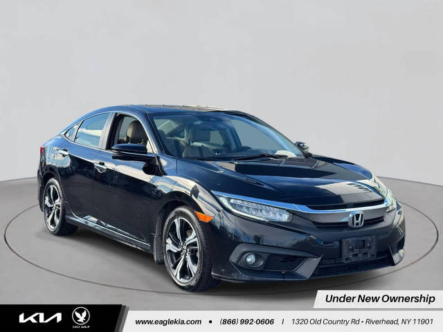2018 Honda Civic Touring FWD photo