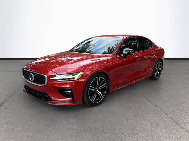 2019 Volvo S60 R-Design AWD photo