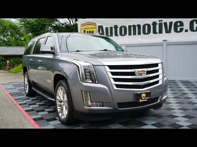 2019 Cadillac Escalade ESV Luxury 4WD photo