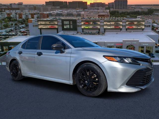 2019 Toyota Camry LE FWD photo