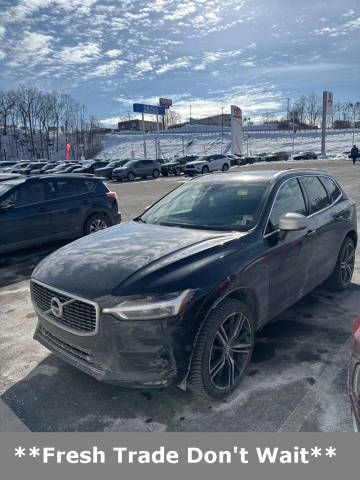 2019 Volvo XC60 R-Design AWD photo