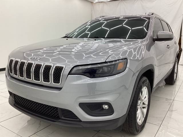 2019 Jeep Cherokee Latitude 4WD photo