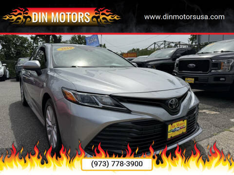 2019 Toyota Camry LE FWD photo
