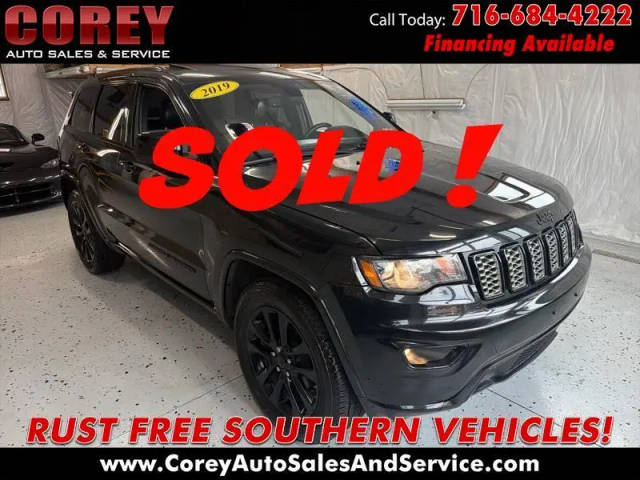 2019 Jeep Grand Cherokee Altitude 4WD photo